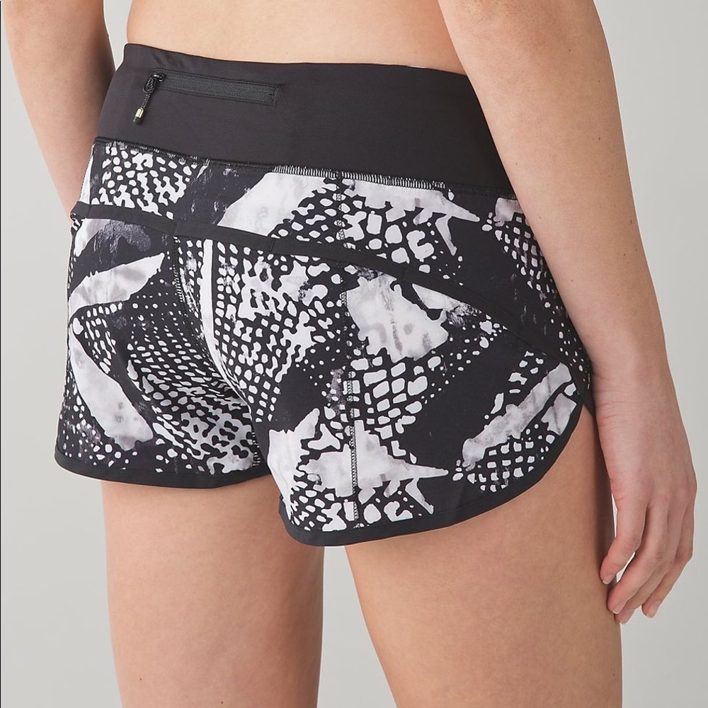 Lululemon speed up short 2.5”
